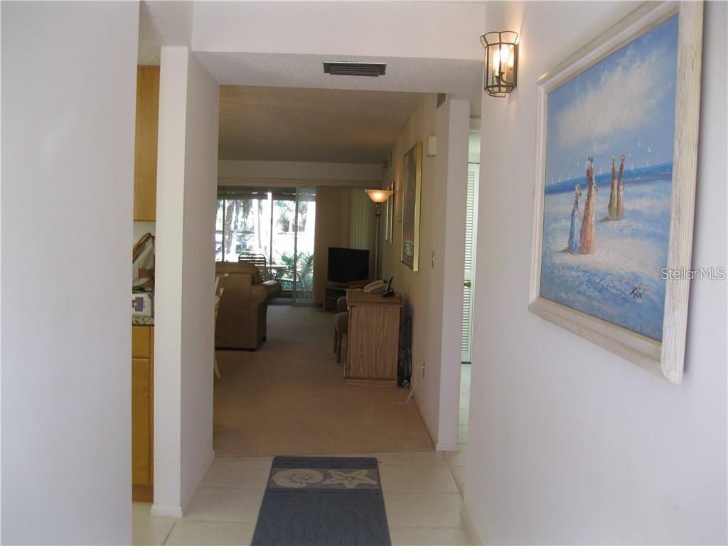 Home in SARASOTA — photo 3