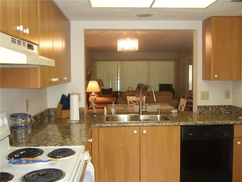 Home in SARASOTA — photo 11