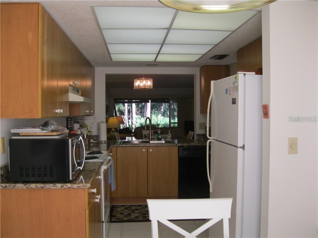 Home in SARASOTA — photo 8