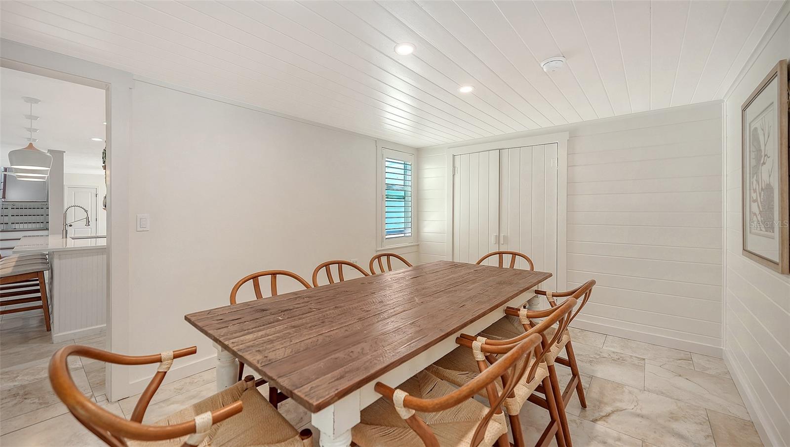 3708 SANDSPUR LN — photo 24