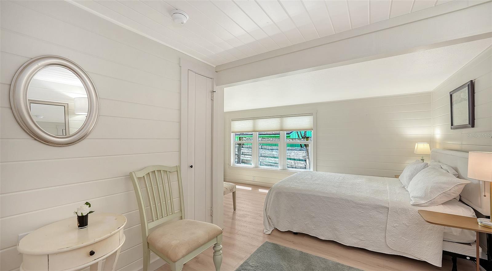 3708 SANDSPUR LN — photo 27