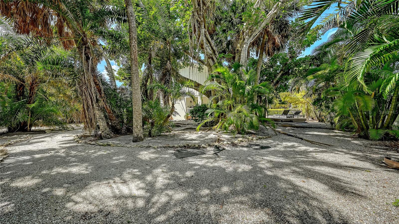 3708 SANDSPUR LN — photo 77