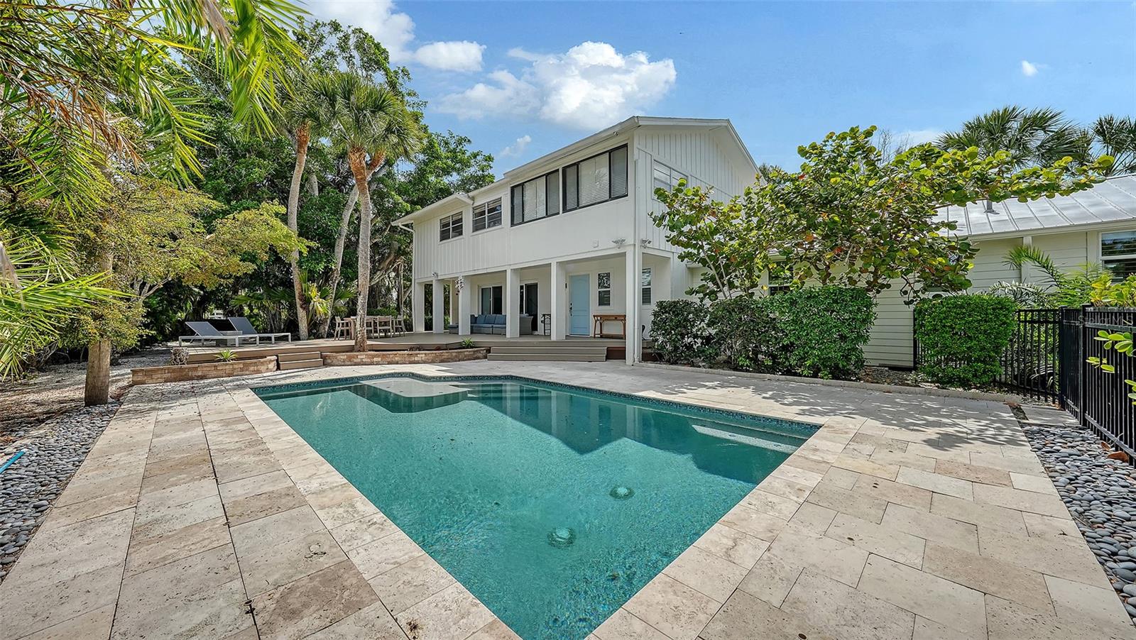 3708 SANDSPUR LN — photo 81