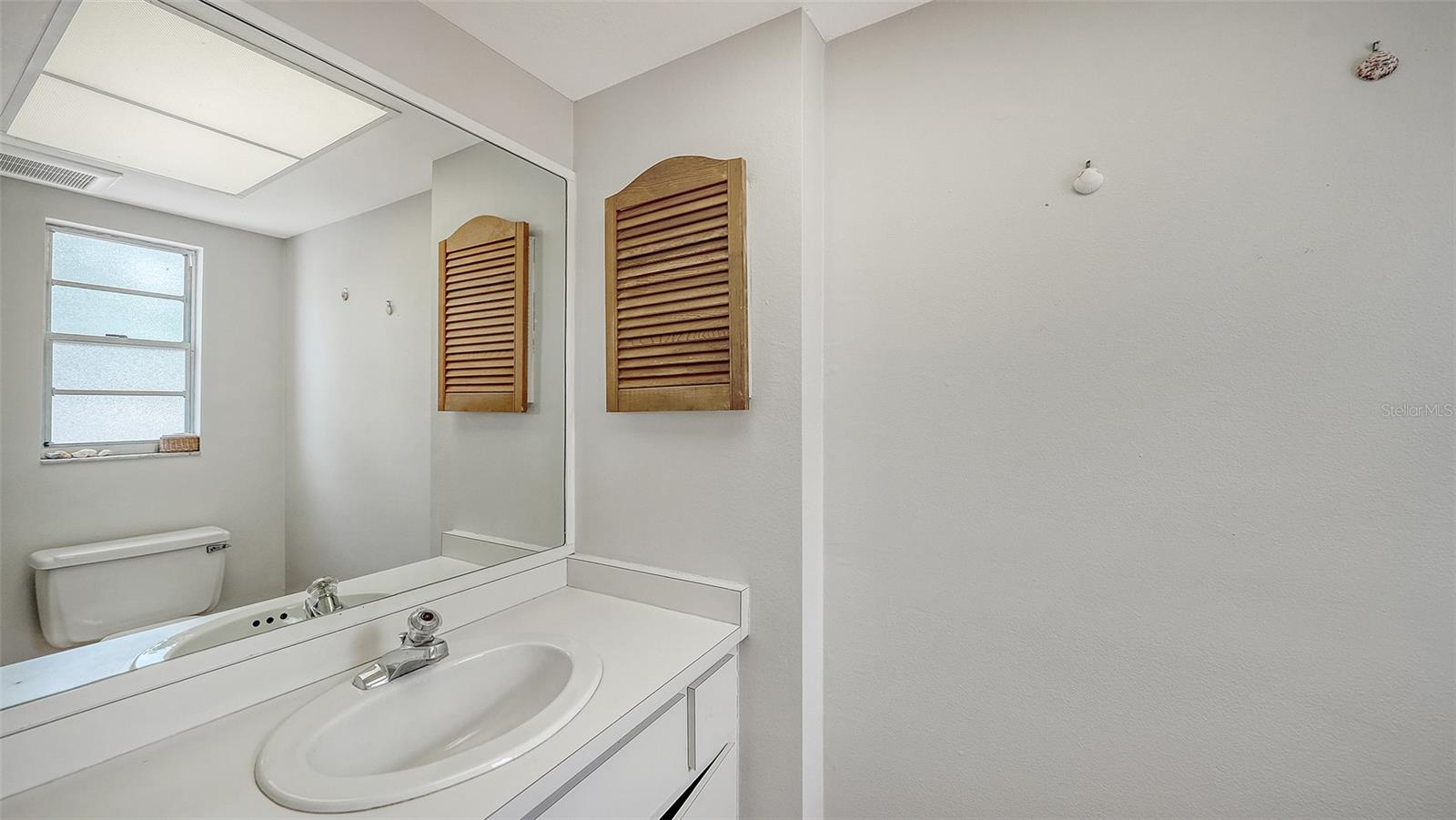 3708 SANDSPUR LN — photo 48