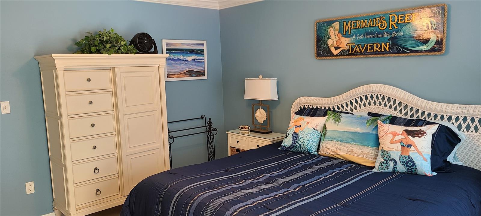 1250 N PORTOFINO DR #102MAR — photo 6