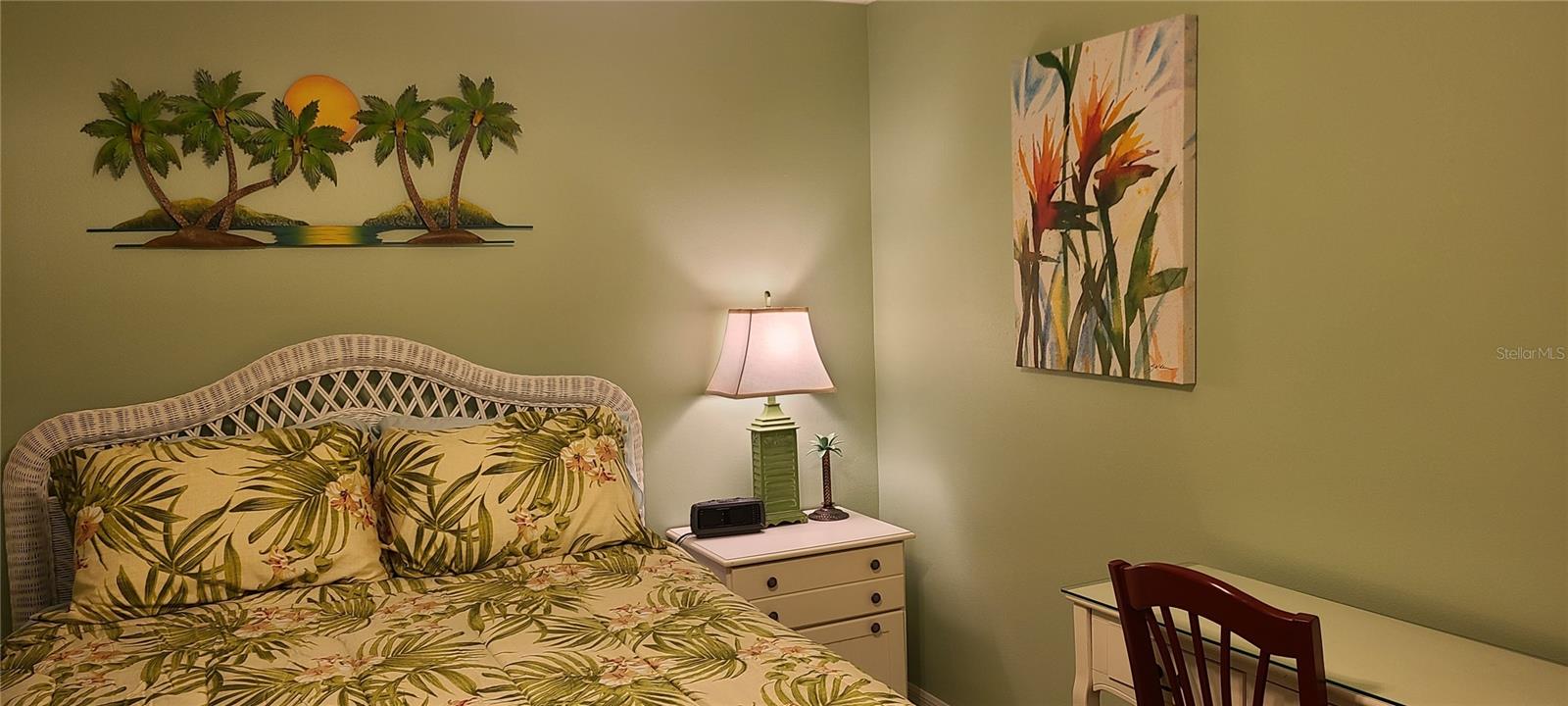 1250 N PORTOFINO DR #102MAR — photo 7