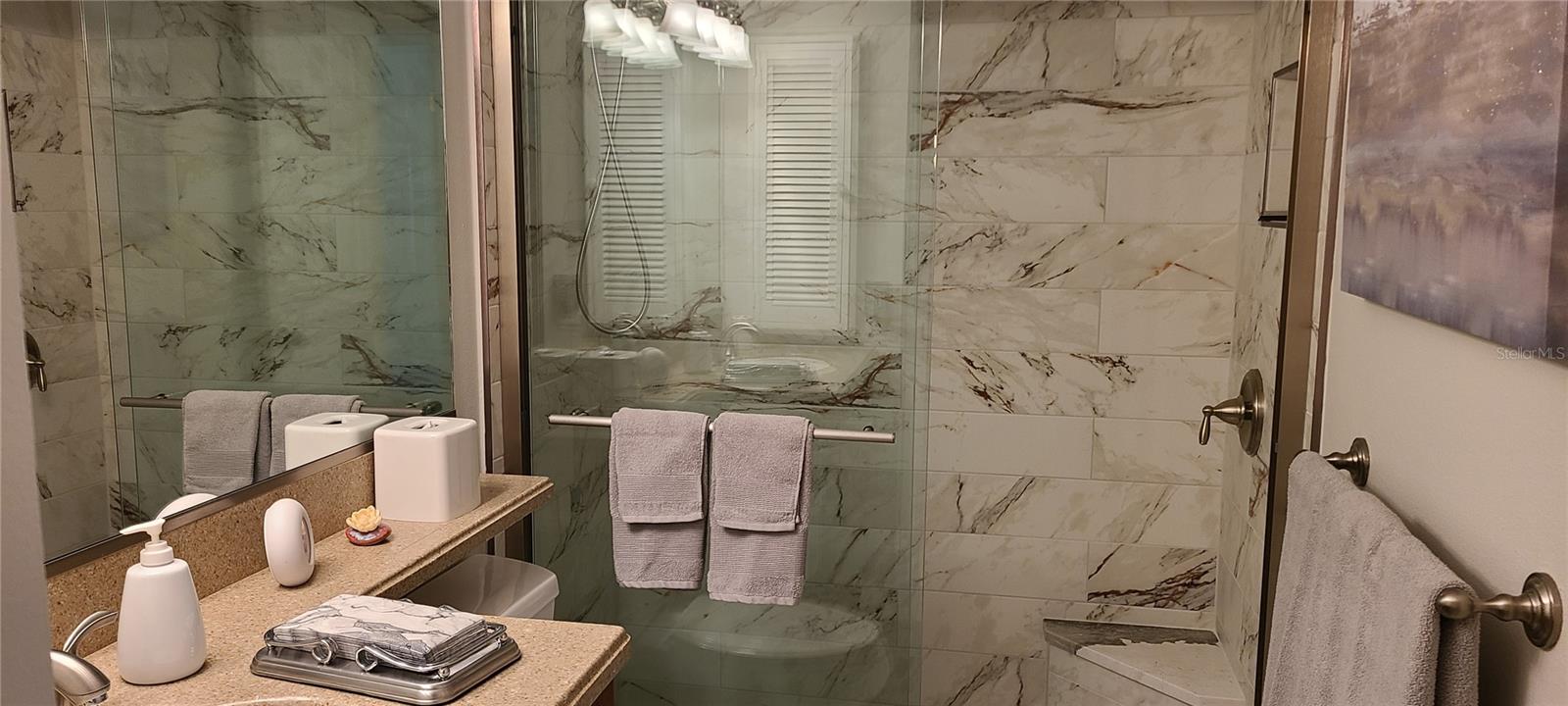 1250 N PORTOFINO DR #102MAR — photo 3