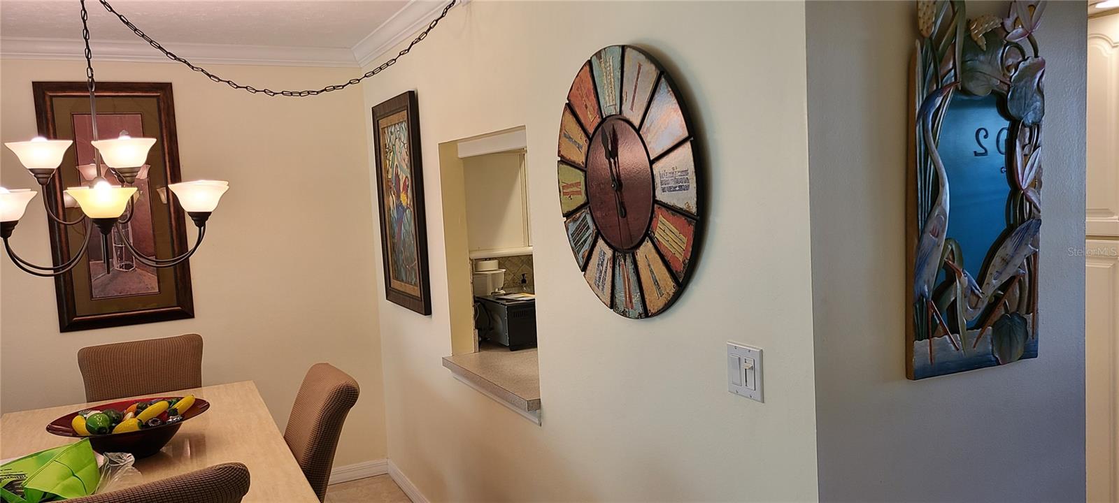 1250 N PORTOFINO DR #102MAR — photo 4