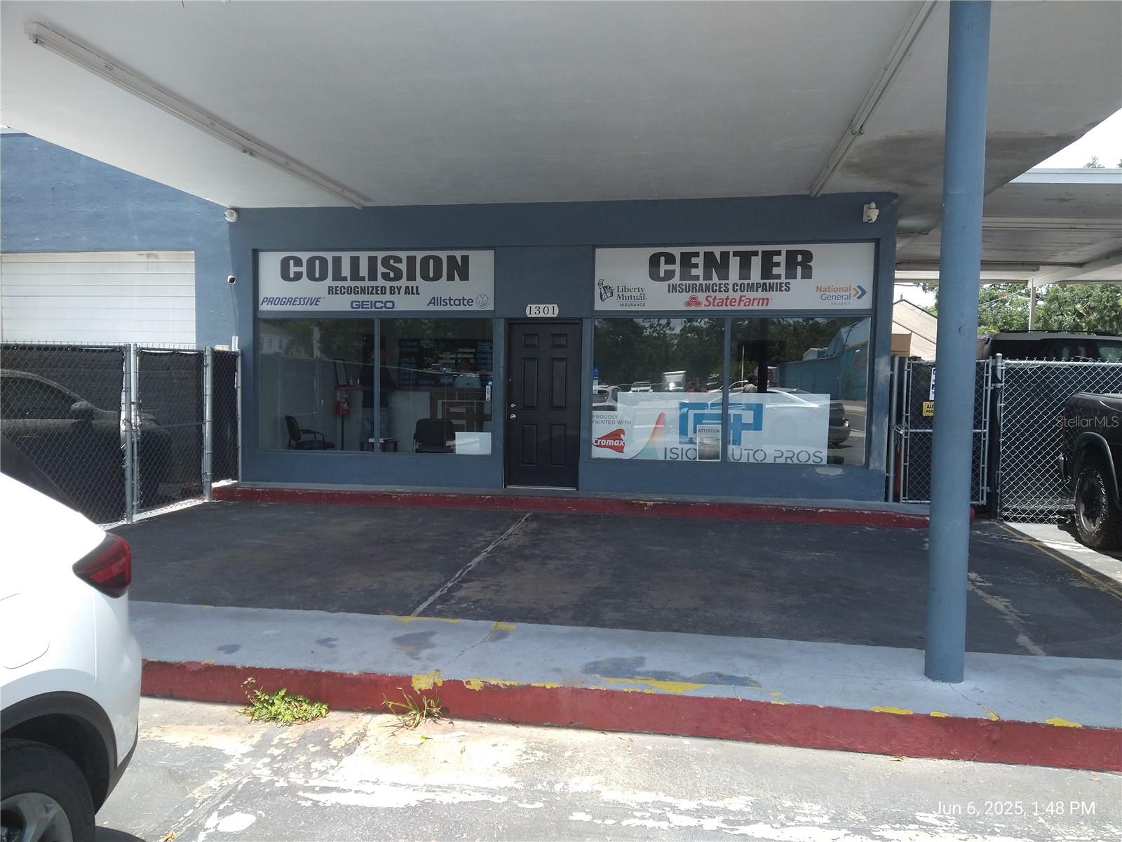 1301 W WATERS AVE — photo 3