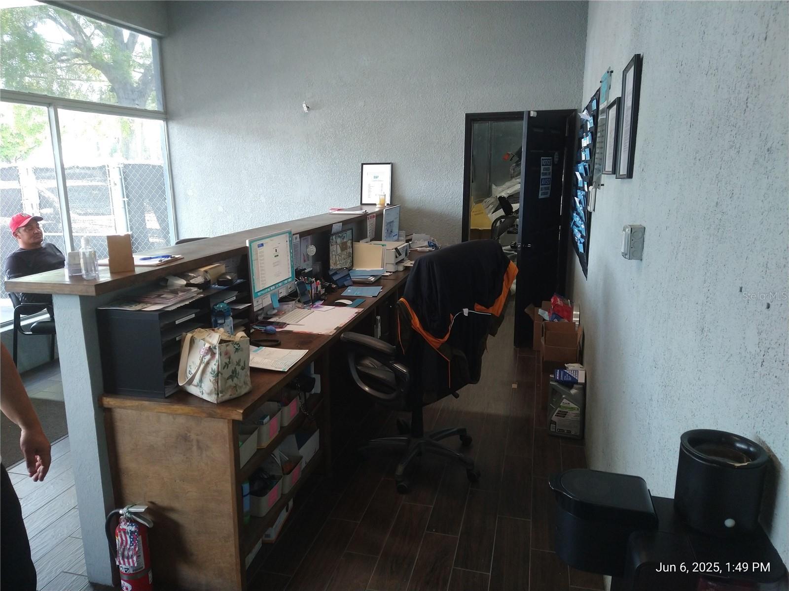 1301 W WATERS AVE — photo 5