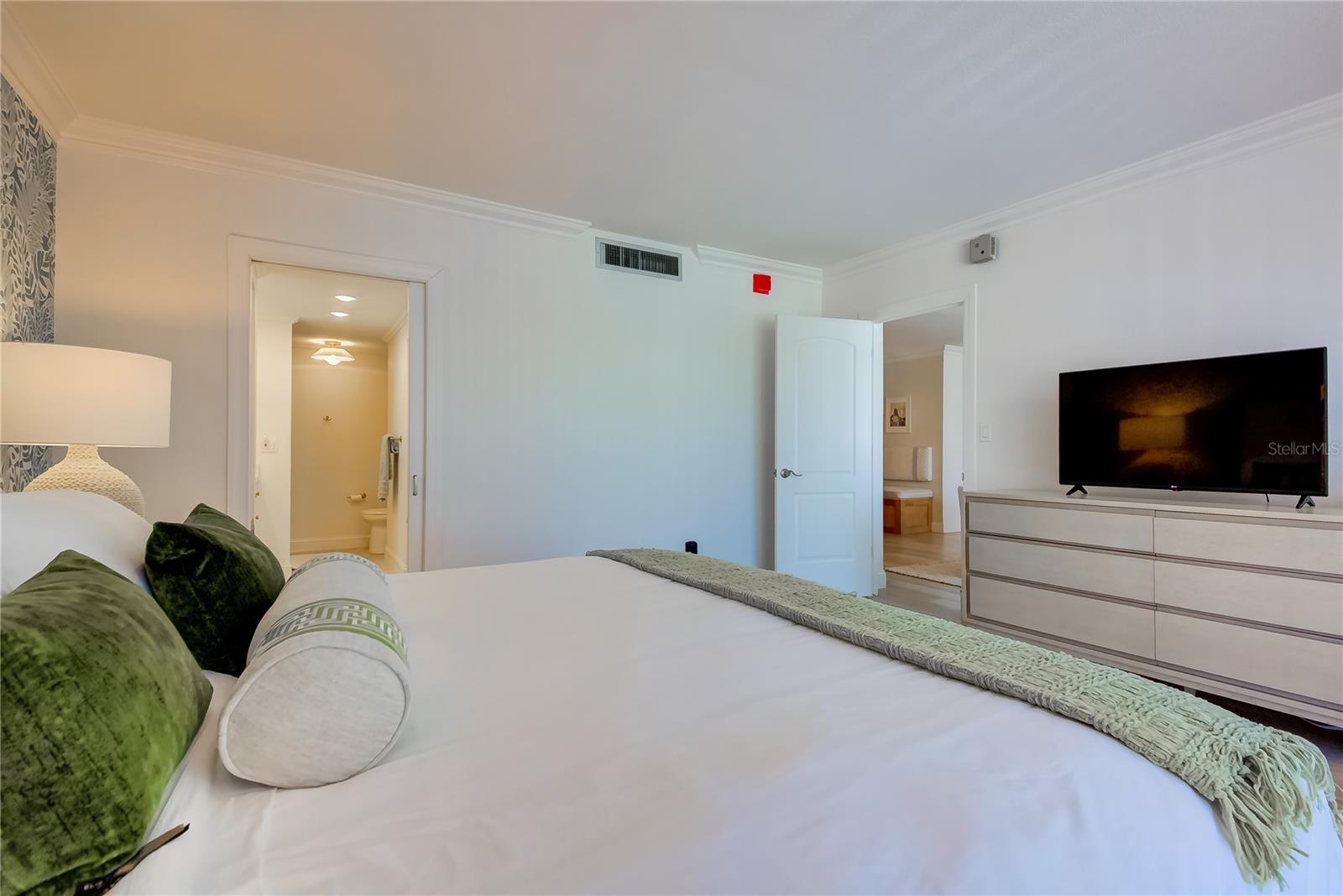 1212 BENJAMIN FRANKLIN DR #504 — photo 23