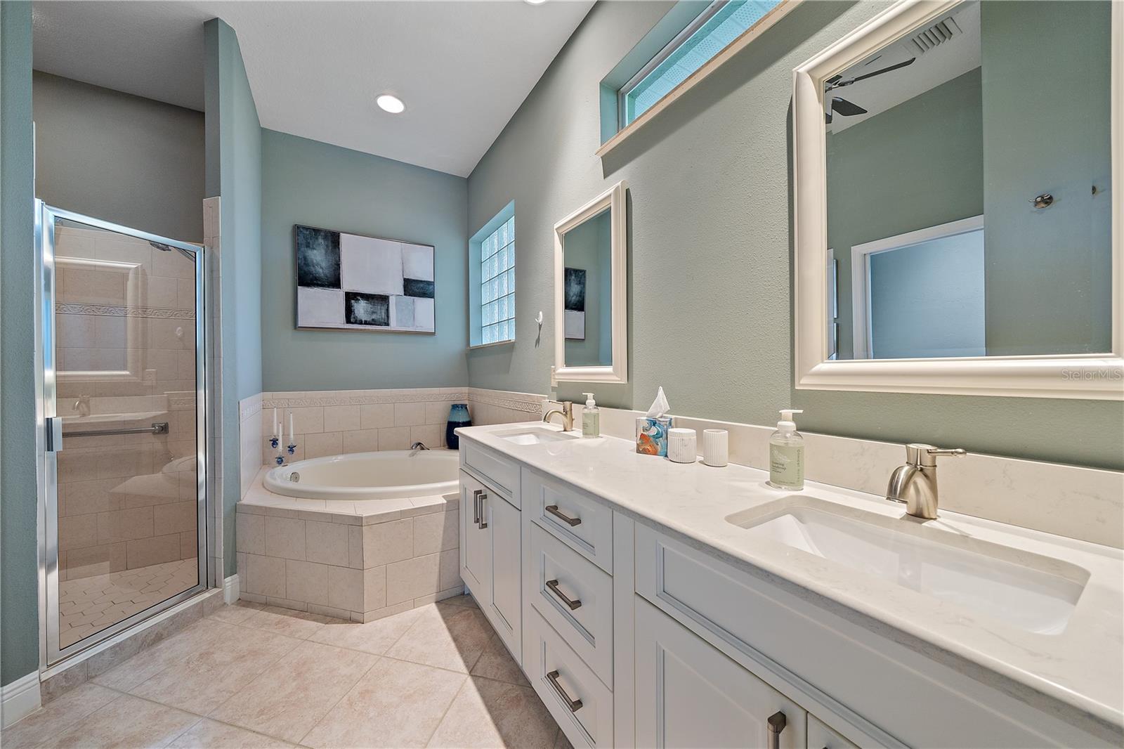 354 MELROSE CT — photo 26