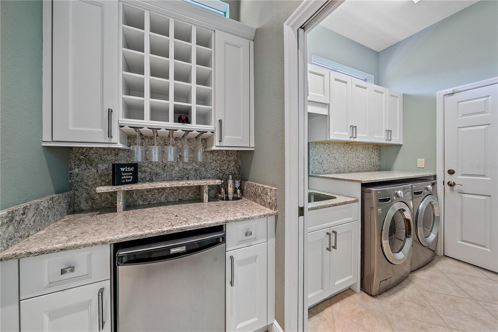 354 MELROSE CT — photo 19