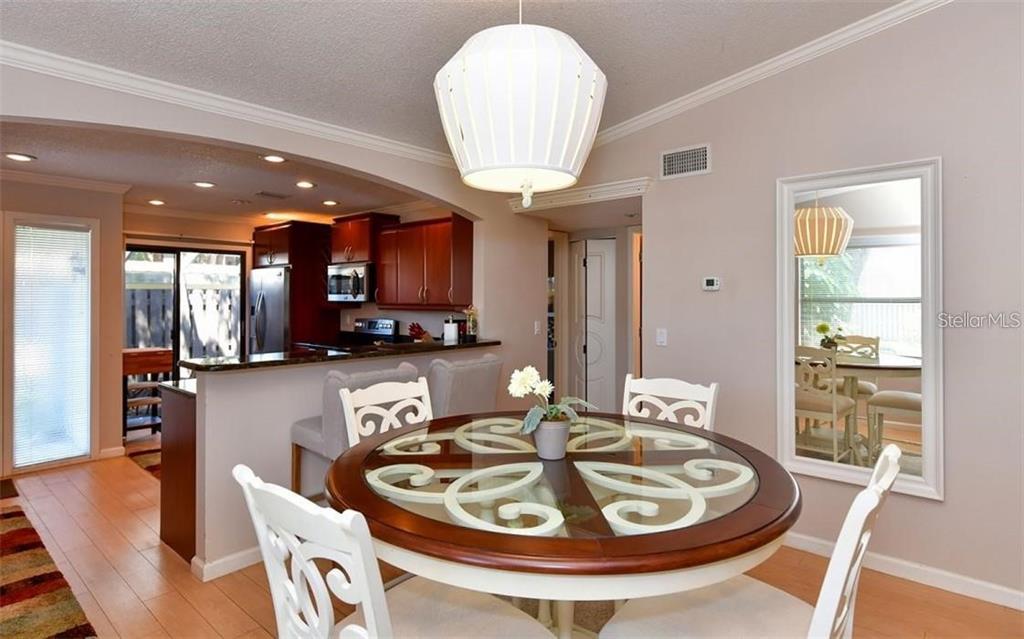 Home in SARASOTA — photo 15