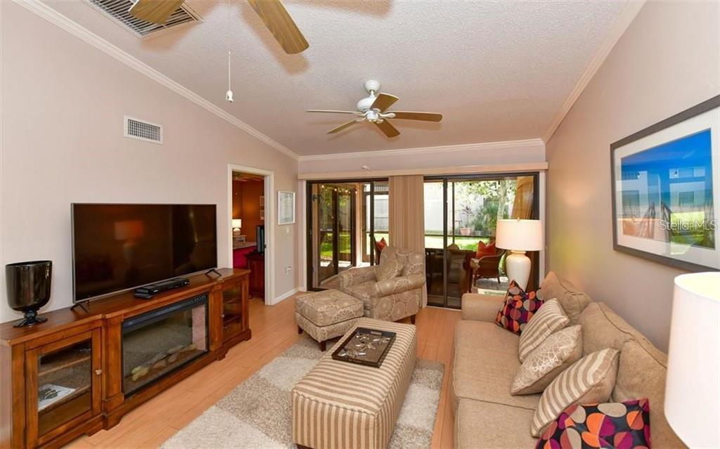Home in SARASOTA — photo 10
