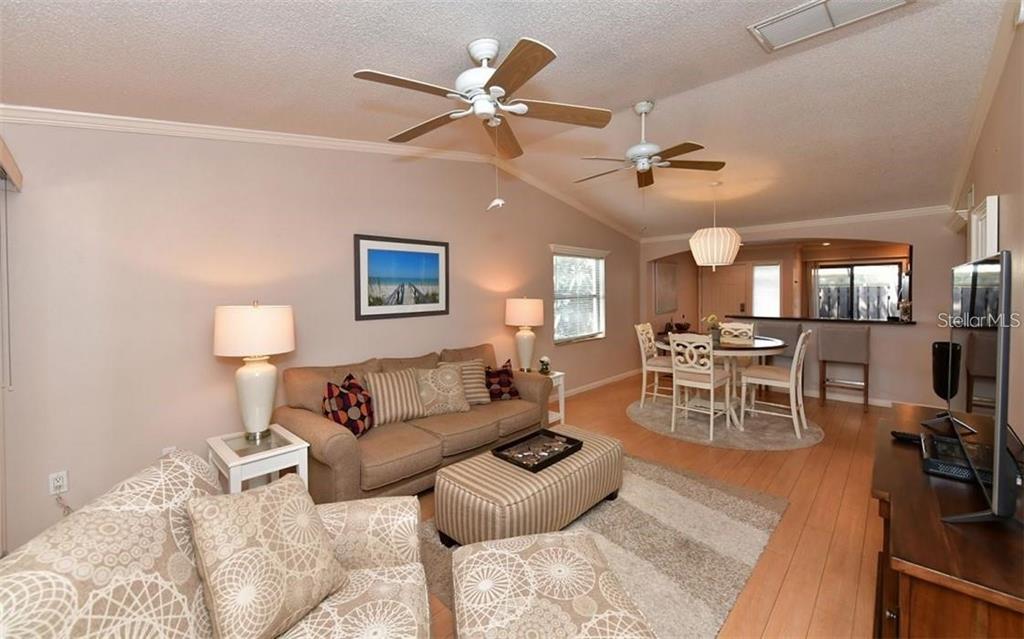 Home in SARASOTA — photo 12