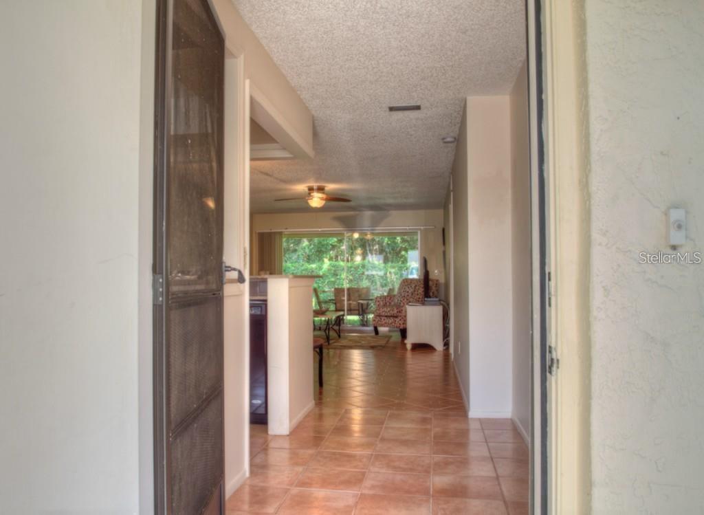 7062 W COUNTRY CLUB DR N #7062 — photo 2