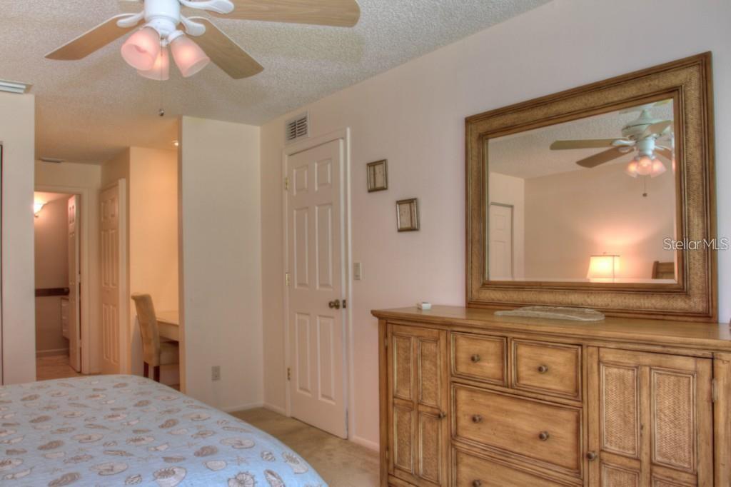 7062 W COUNTRY CLUB DR N #7062 — photo 14