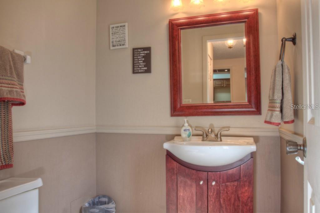 7062 W COUNTRY CLUB DR N #7062 — photo 17