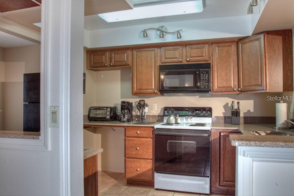 7062 W COUNTRY CLUB DR N #7062 — photo 10