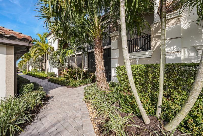 5664 PALMER CIR #202 — photo 3