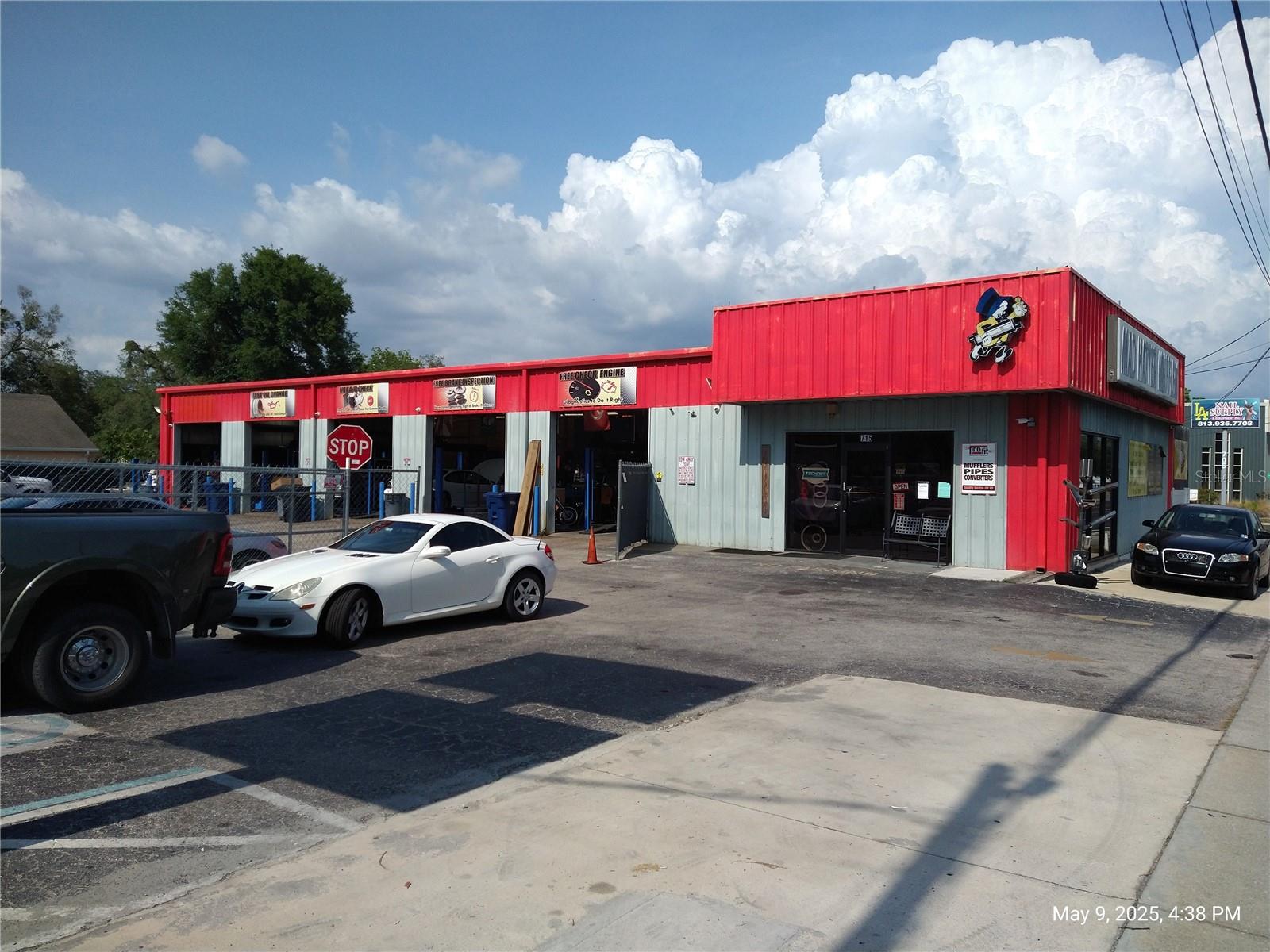 715 WEST WATERS AVE — photo 4
