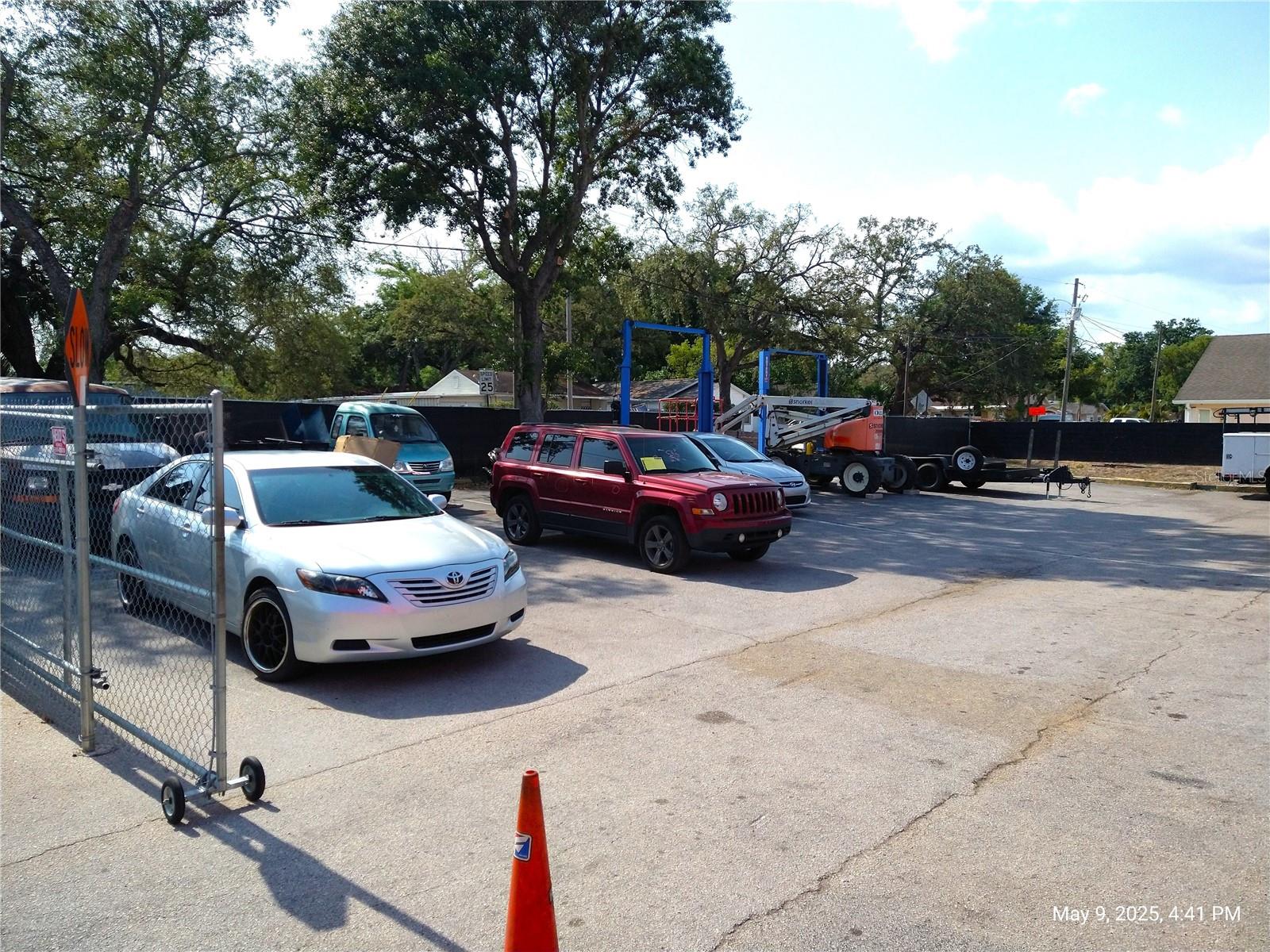 715 WEST WATERS AVE — photo 27