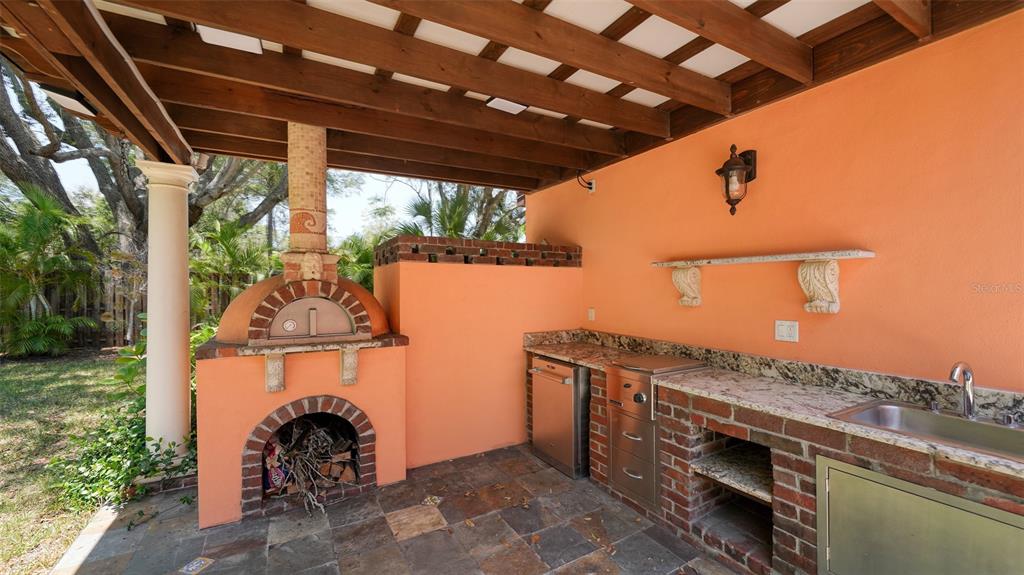 2520 TAMI SOLA ST — photo 44