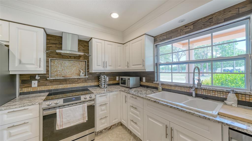 2520 TAMI SOLA ST — photo 18