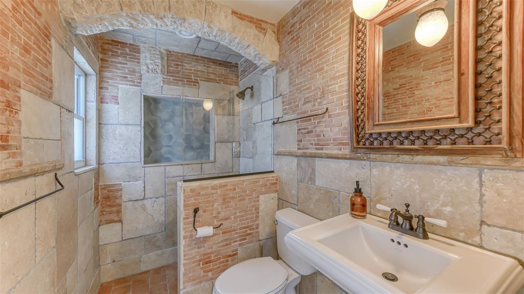 2520 TAMI SOLA ST — photo 23