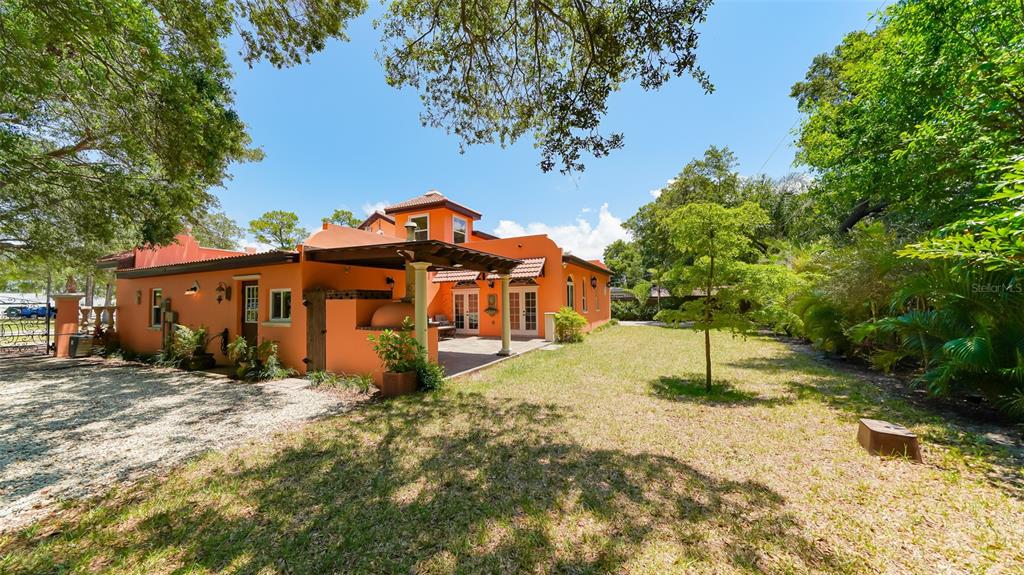 2520 TAMI SOLA ST — photo 46