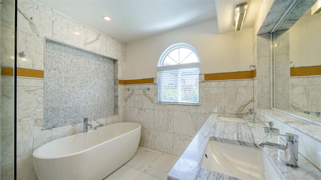 2520 TAMI SOLA ST — photo 27
