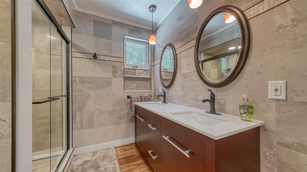 2520 TAMI SOLA ST — photo 34