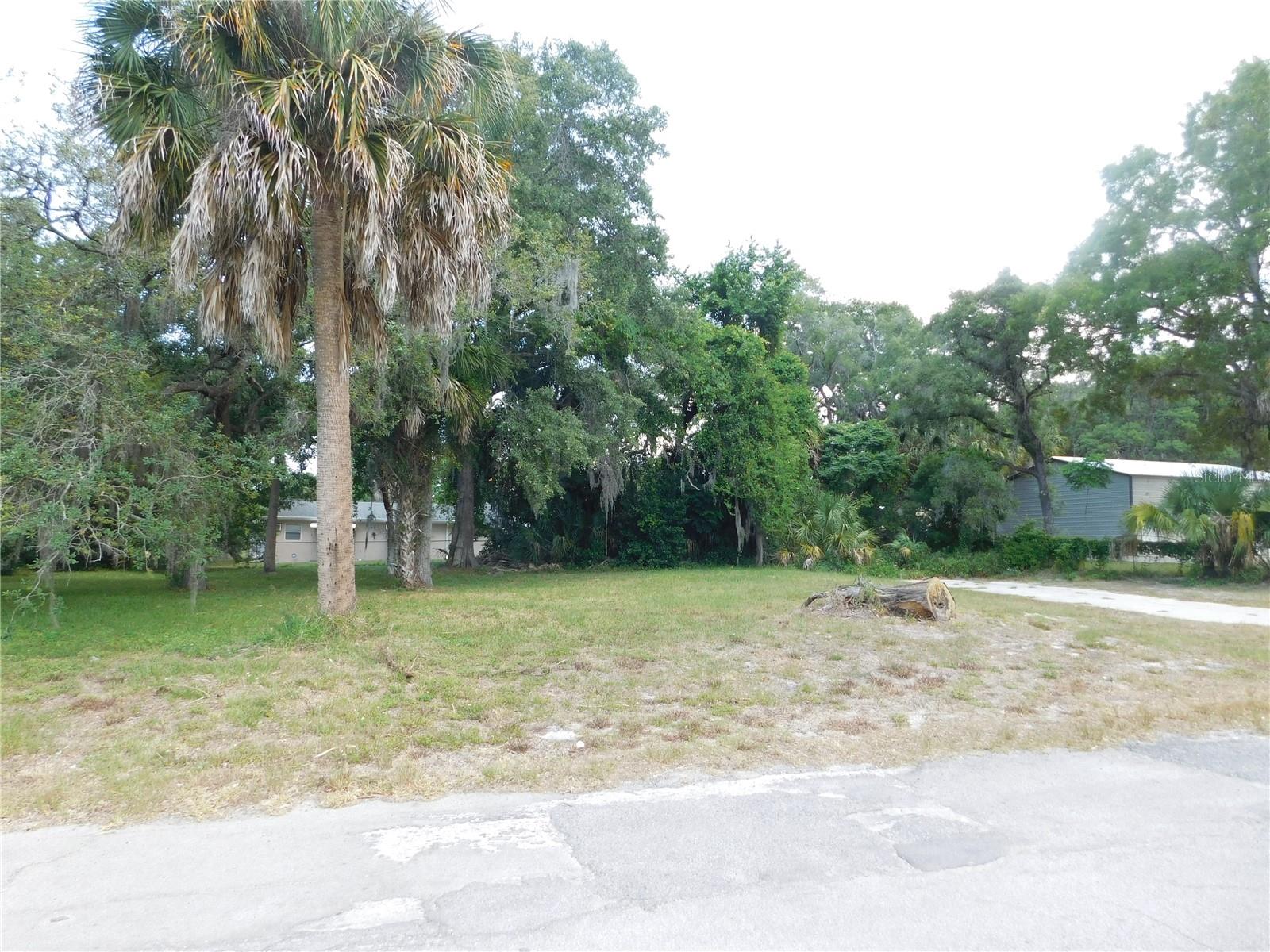 Lot 143 & 145 INWOOD DR — photo 2