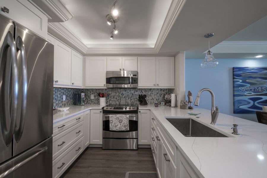 4325 GULF OF MEXICO DR #507 — photo 14