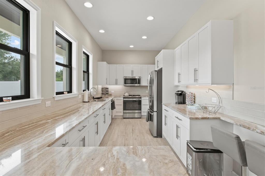 1905 TULIP DR — photo 15