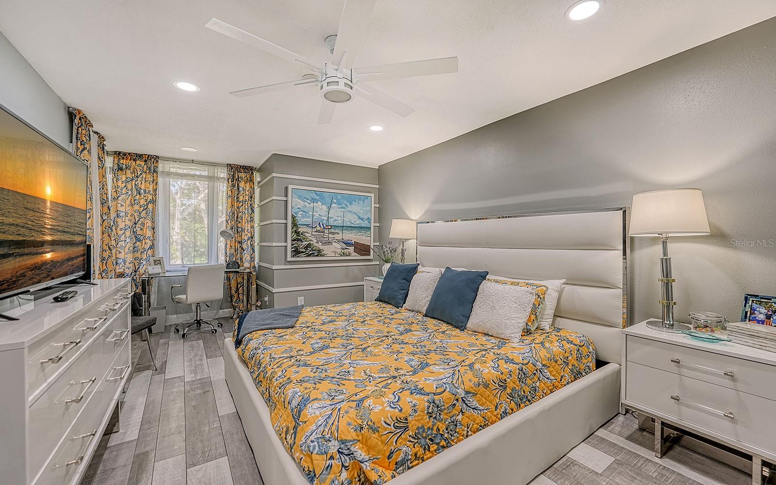750 BAYPORT WAY #750 — photo 24
