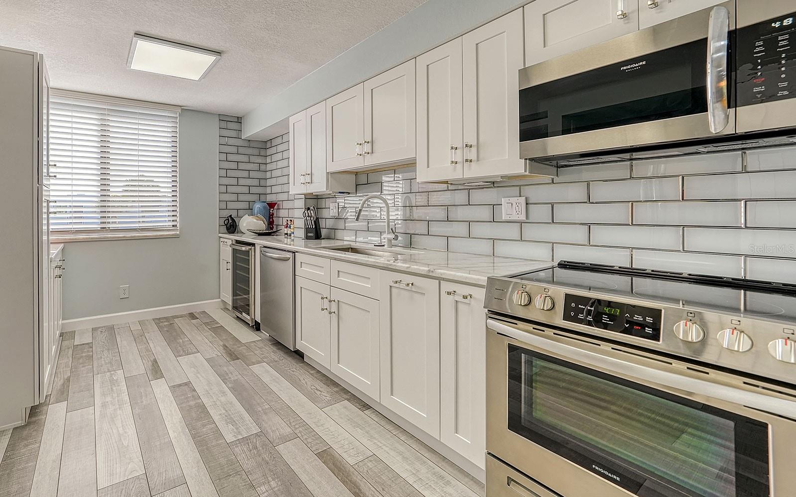 750 BAYPORT WAY #750 — photo 19