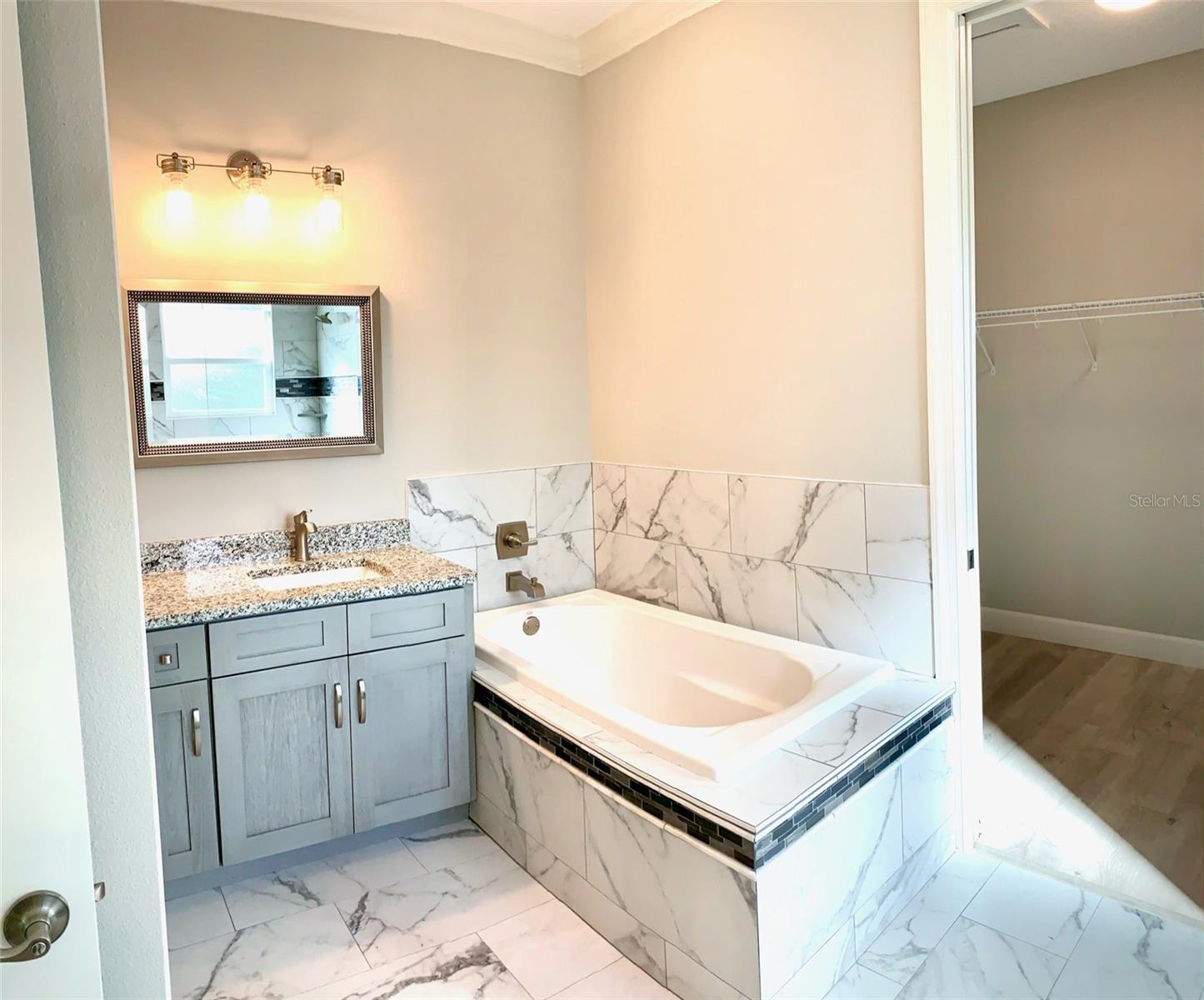 6782 PAIGO LN — photo 9