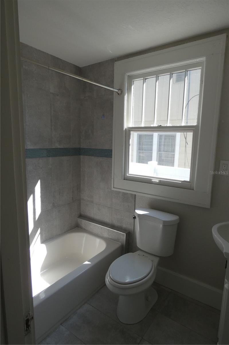 610 23RD AVE N #1 — photo 16