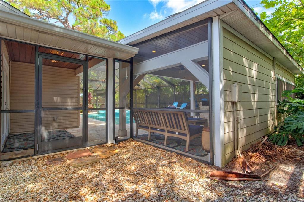 2729 SYDELLE ST — photo 45