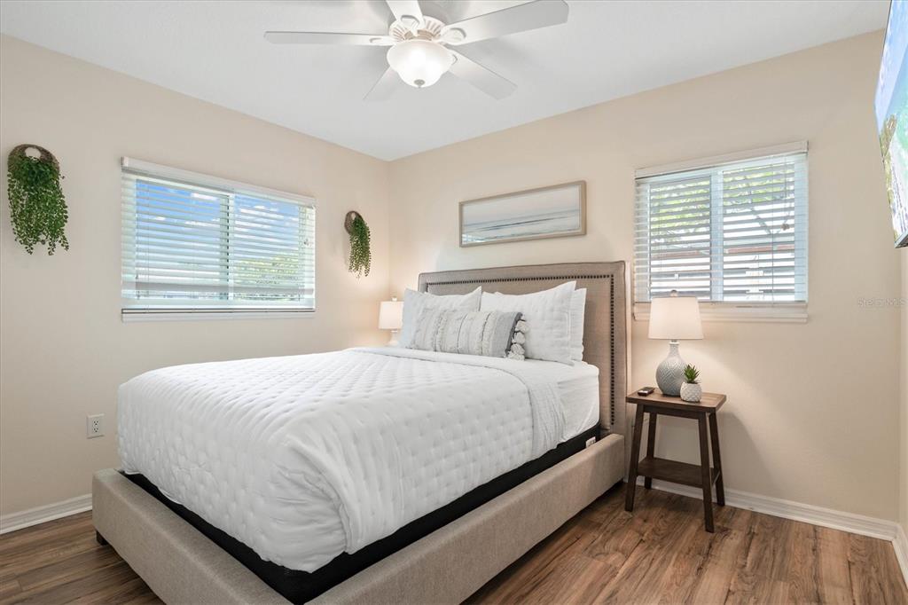 2729 SYDELLE ST — photo 37