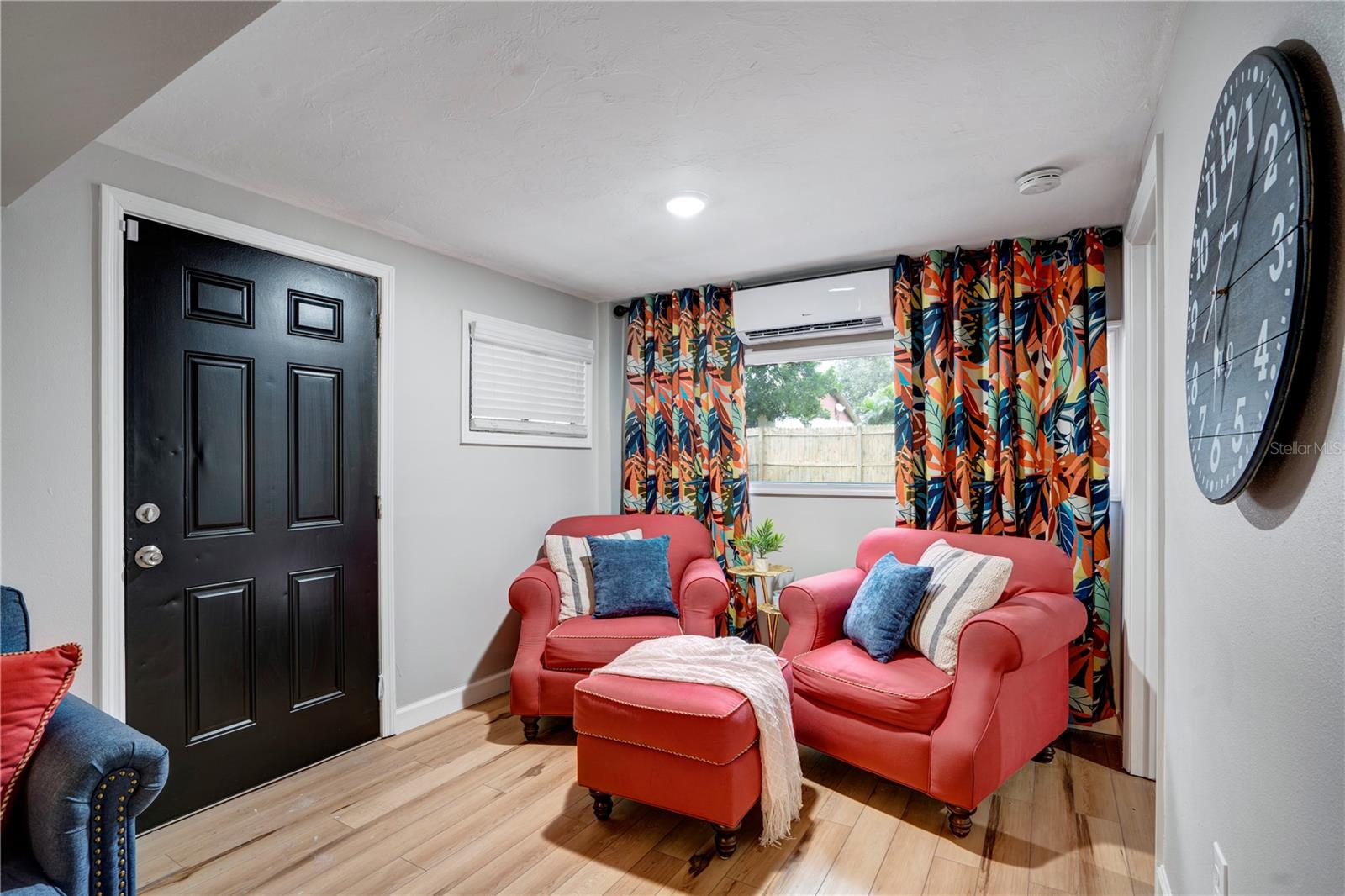 4705 HOLLINGSWORTH AVE #Lower — photo 9