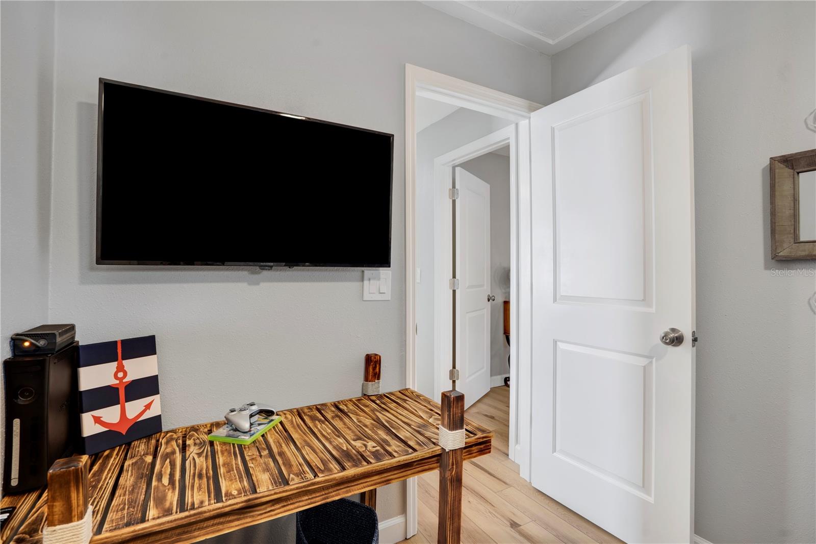 4705 HOLLINGSWORTH AVE — photo 29