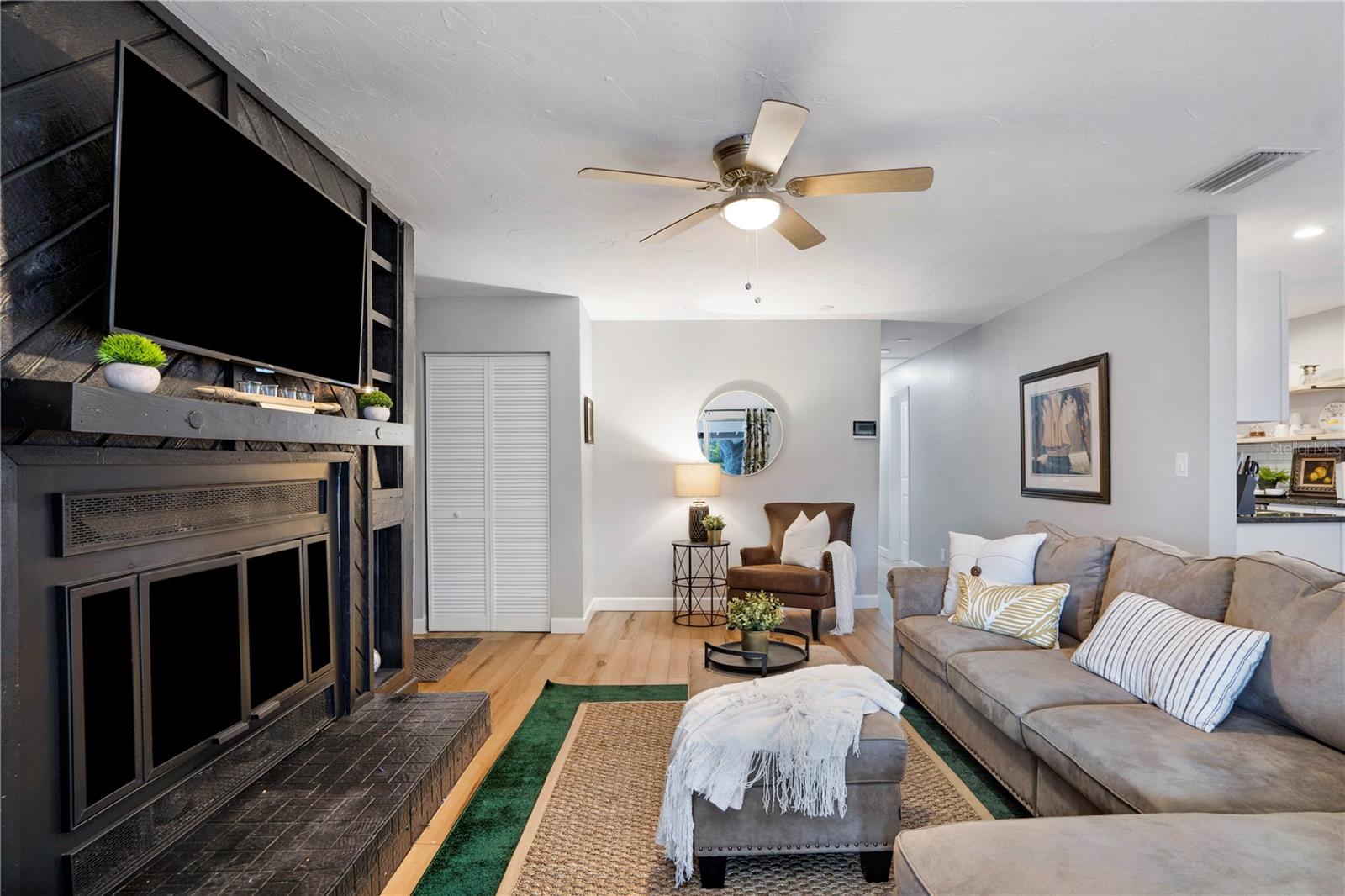 4705 HOLLINGSWORTH AVE — photo 12