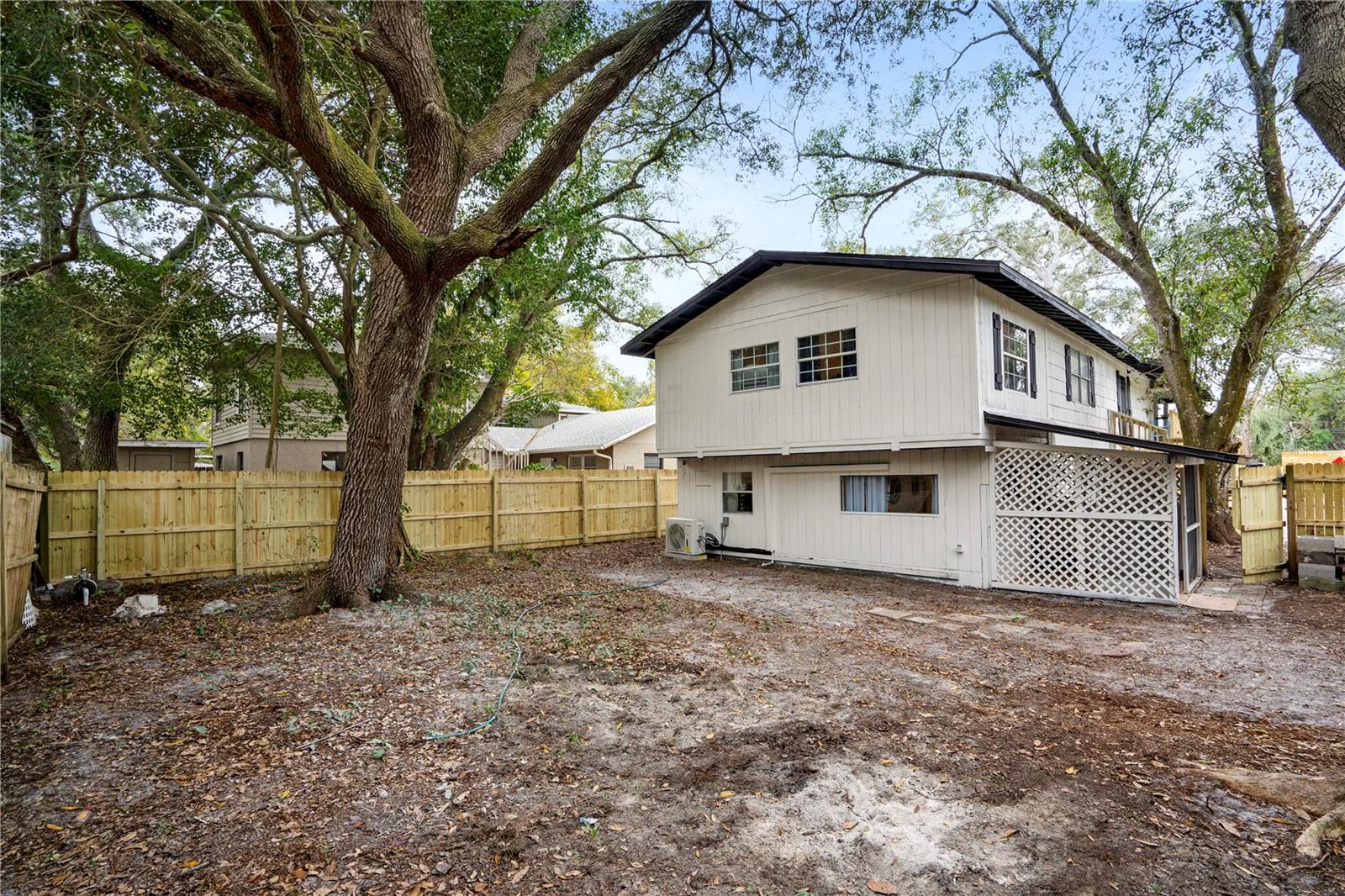 4705 HOLLINGSWORTH AVE — photo 34