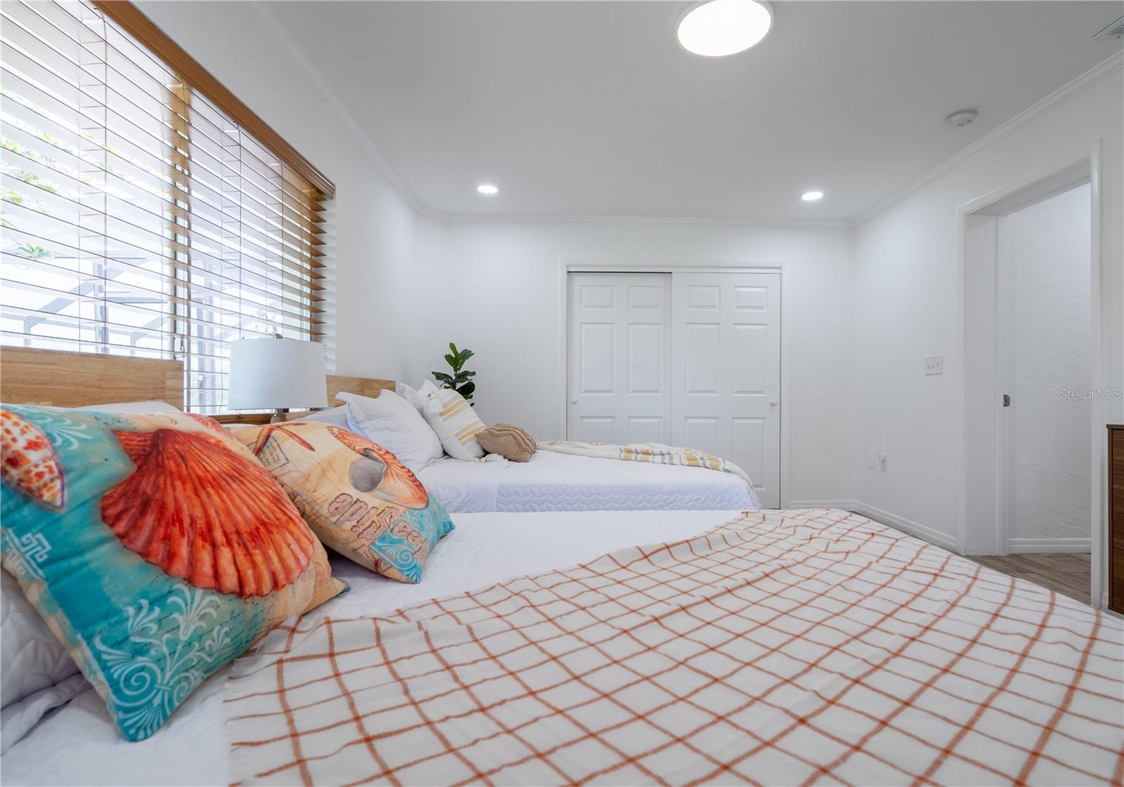 7354 BILTMORE DR — photo 44