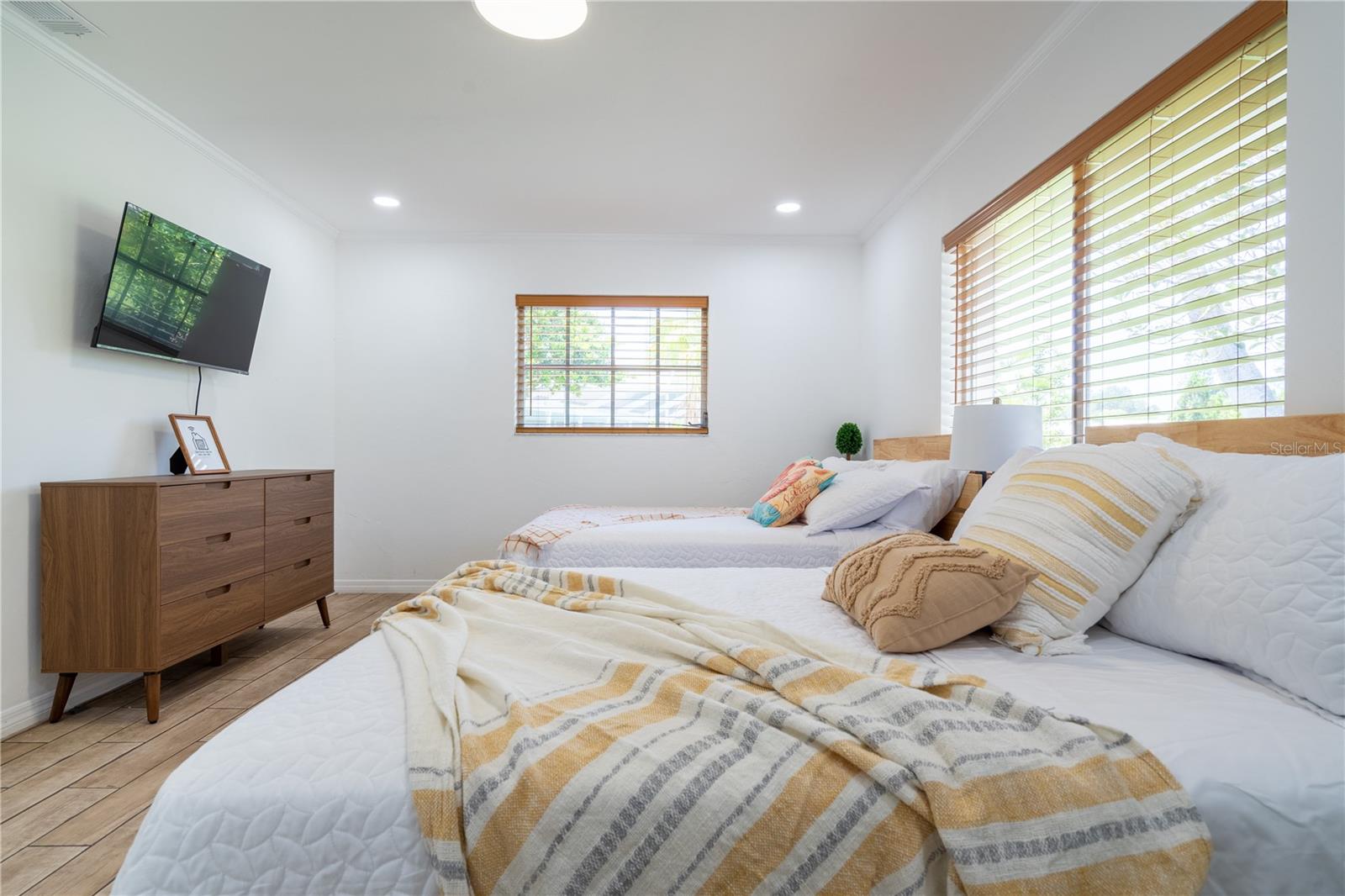 7354 BILTMORE DR — photo 42