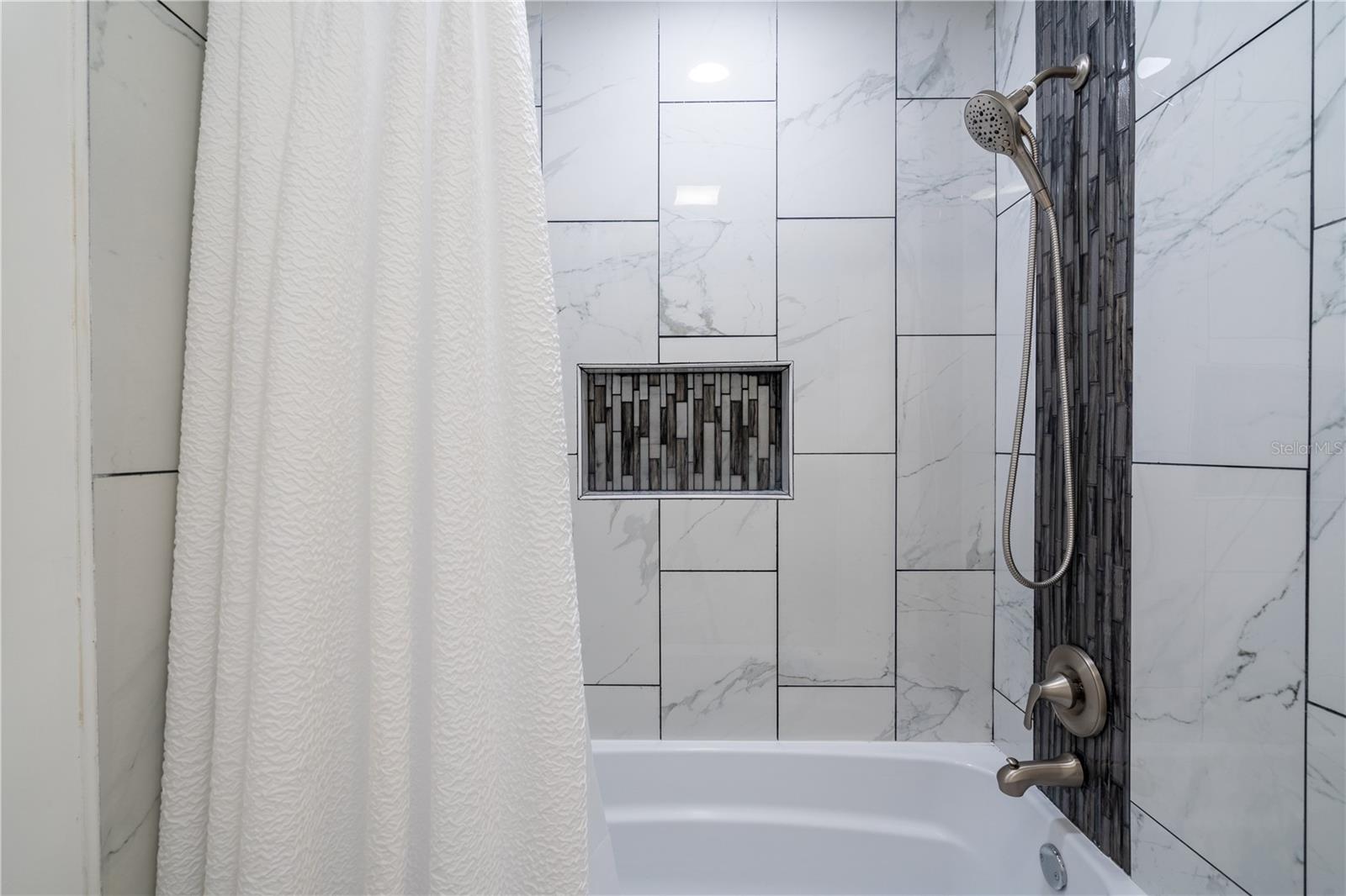 7354 BILTMORE DR — photo 36