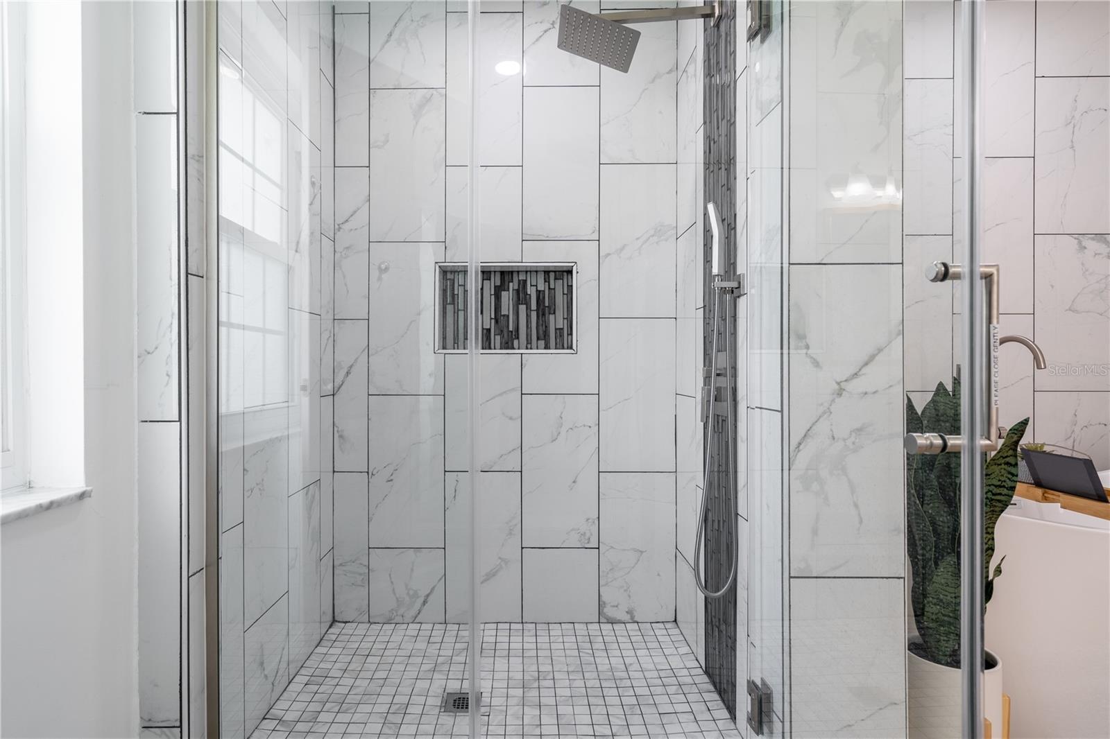 7354 BILTMORE DR — photo 33